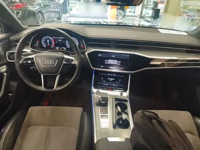 Audi A6L — Фото автомобиля 9