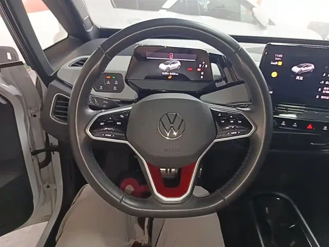 Volkswagen ID.3 — Фото автомобиля 10