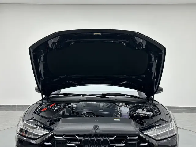 Audi A7L — Фото автомобиля 21
