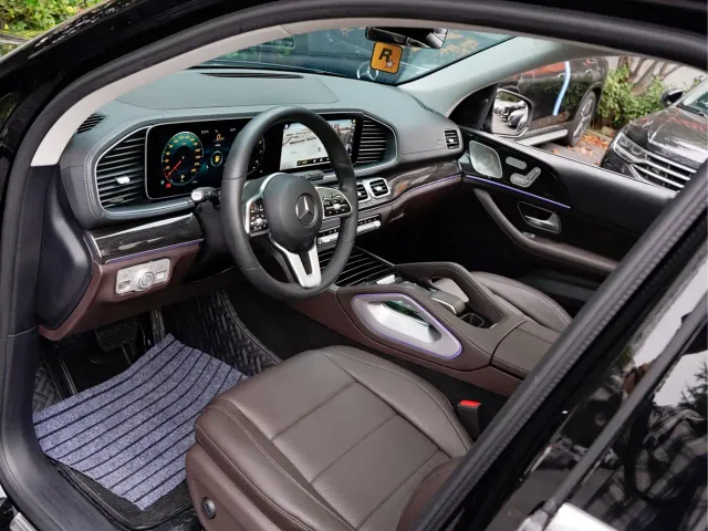 Mercedes-Benz GLE-Class — Фото автомобиля 12