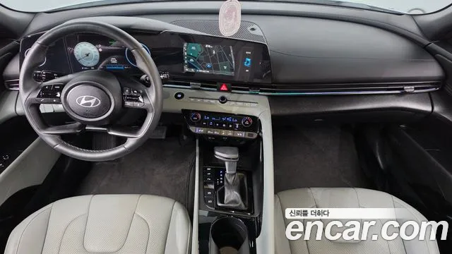 Hyundai Avante CN7 — Фото автомобиля 10