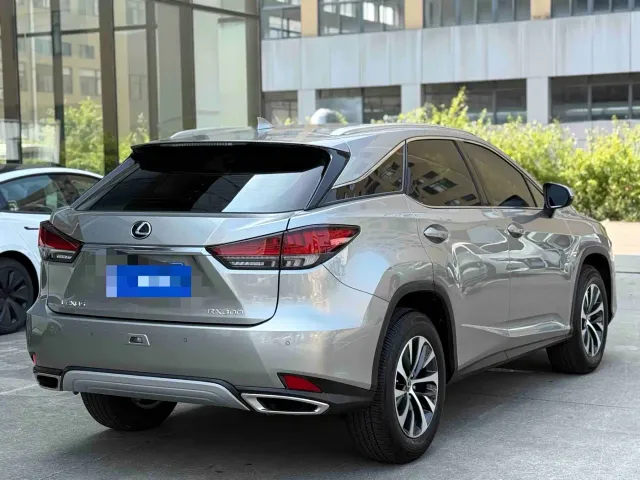 Lexus RX — Фото автомобиля 8