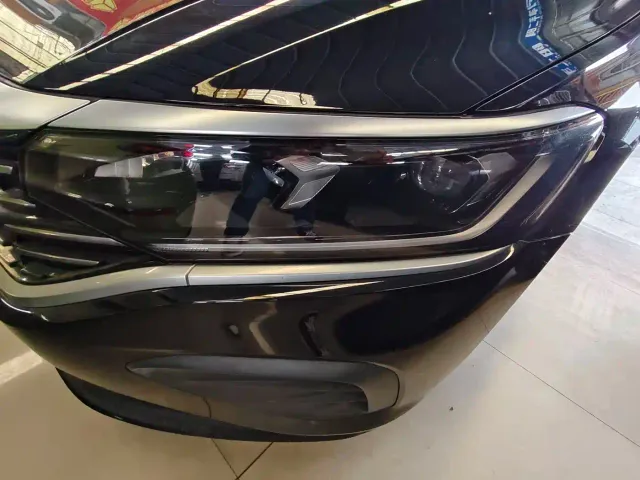 Volkswagen Passat — Фото автомобиля 13