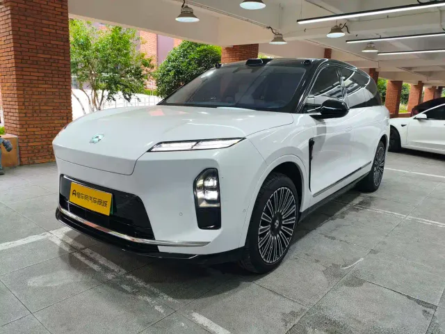 Фотография автомобиля — Nio ES8