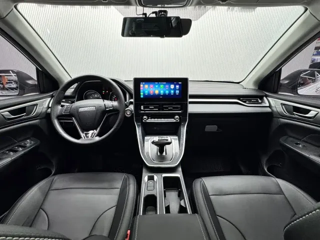 Haval M6 — Фото автомобиля 13