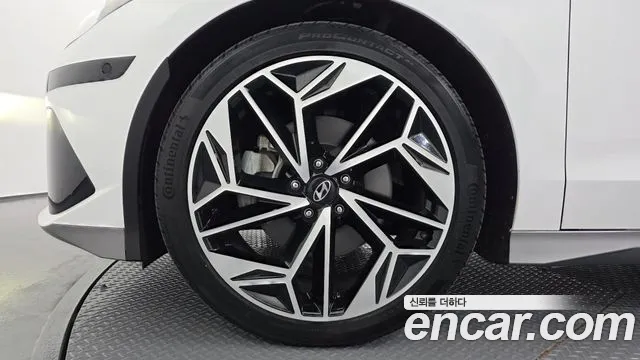 Hyundai Ioniq 6 — Фото автомобиля 5