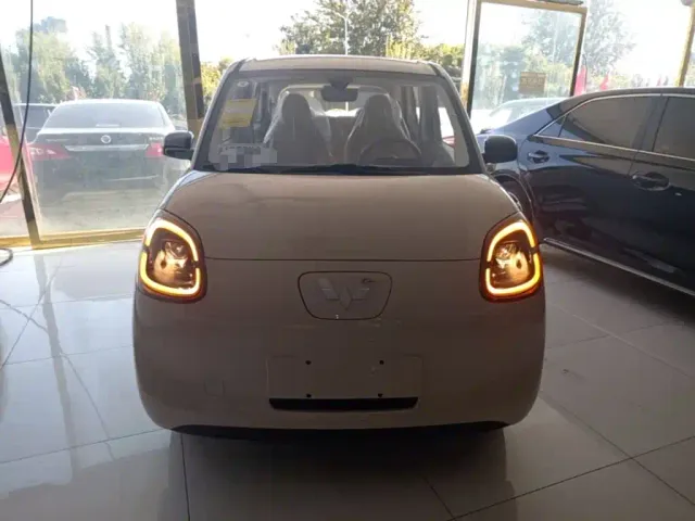 Wuling Hongguang Mini EV — Фото автомобиля 2