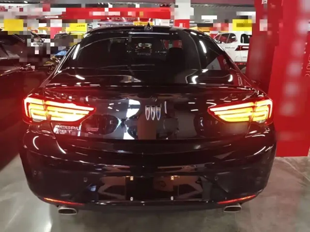 Buick Regal — Фото автомобиля 5