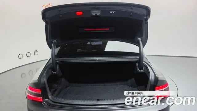 Genesis G80 RG3 — Фото автомобиля 20