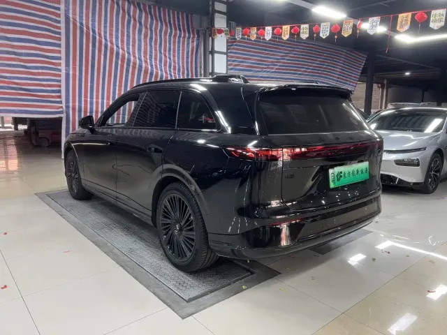 Xpeng G9 — Фото автомобиля 6