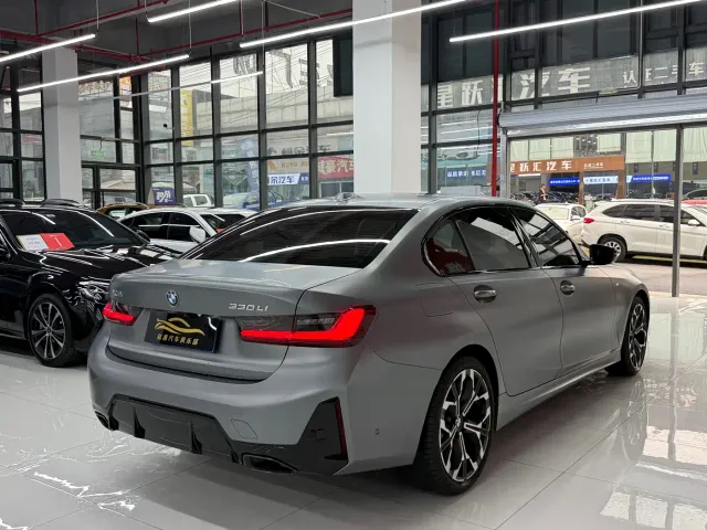 BMW 3 Series — Фото автомобиля 17
