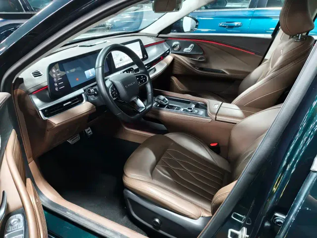 Chery Arrizo 8 — Фото автомобиля 4