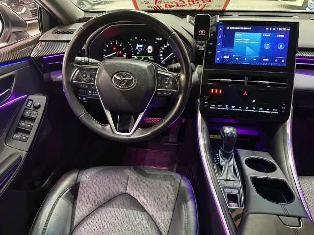 Toyota Avalon — Фото автомобиля 4