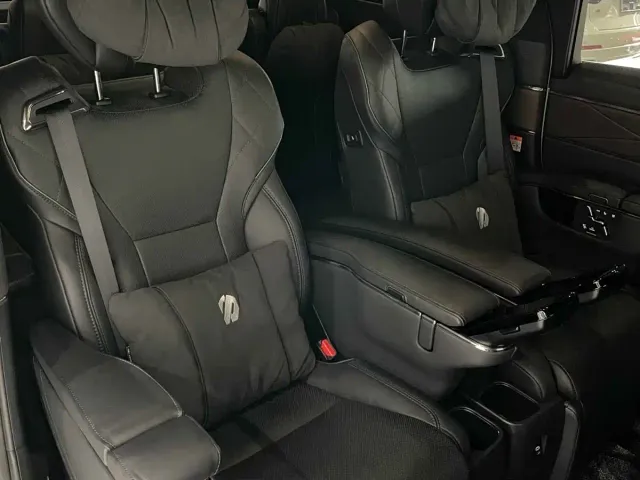 Toyota Alphard — Фото автомобиля 13