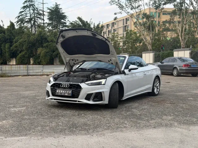 Фотография автомобиля — Audi A5