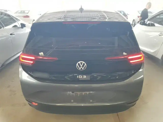 Volkswagen ID.3 — Фото автомобиля 5