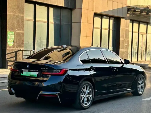 BMW i3 — Фото автомобиля 4