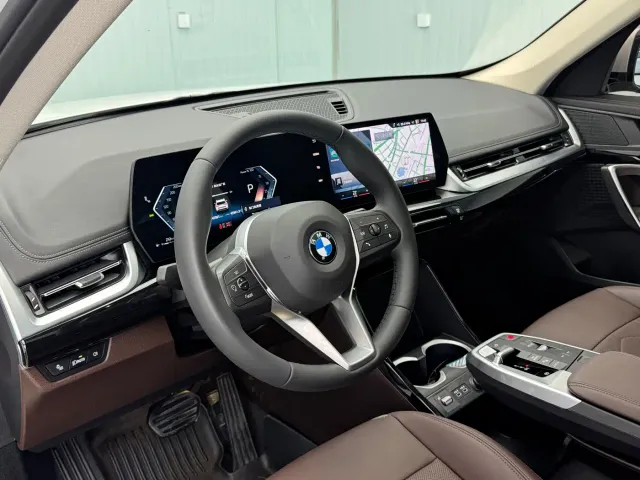 BMW X1 — Фото автомобиля 12