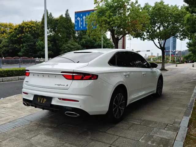 Geely Xingrui — Фото автомобиля 10