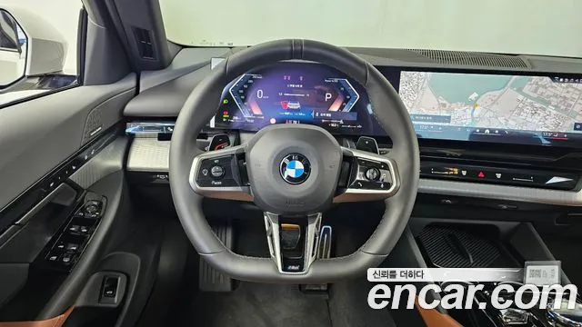 BMW 5 Series G60 — Фото автомобиля 19