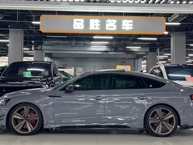 Audi RS 5 — Фото автомобиля 3