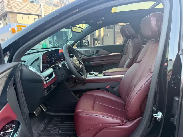 Cadillac XT5 — Фото автомобиля 4