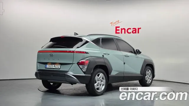 Hyundai Kona Kona (SX2) Бензин 1.6 турбо 2WD — Фото автомобиля 2