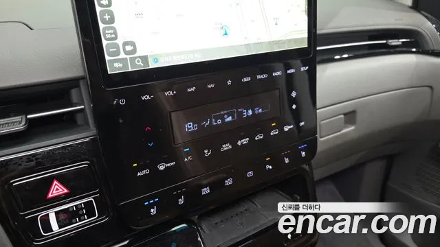 Hyundai Staria Staria — Фото автомобиля 11