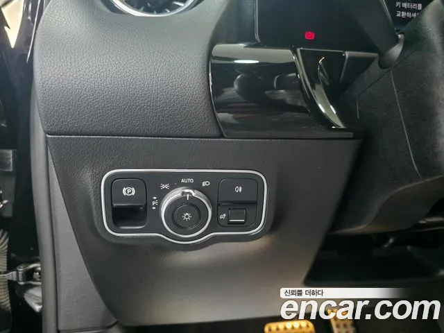 Mercedes-Benz GLA-Class — Фото автомобиля 18