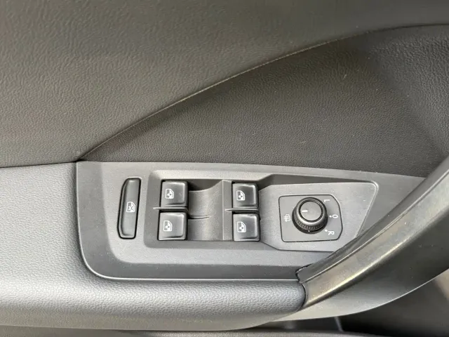 Volkswagen Tharu — Фото автомобиля 17