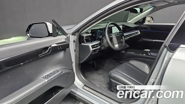 Hyundai Grandeur Grandeur (GN7) 2.5 Бензин 2WD — Фото автомобиля 10