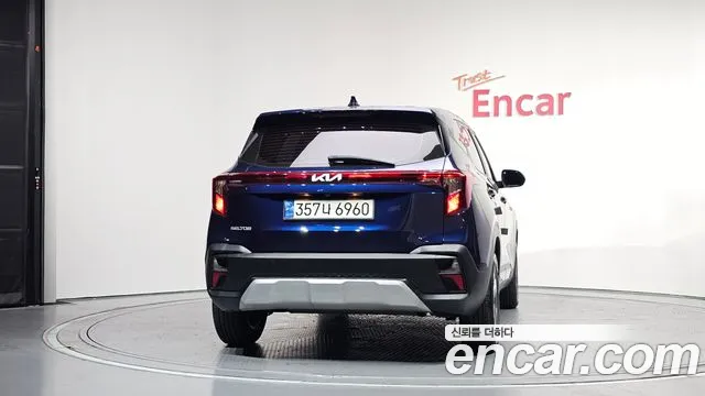 Kia Seltos Бензин 1.6 турбо 2WD — Фото автомобиля 4
