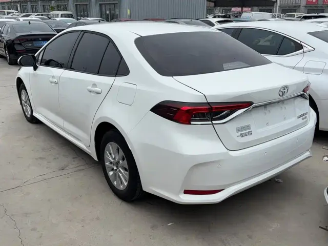 Toyota Corolla — Фото автомобиля 22