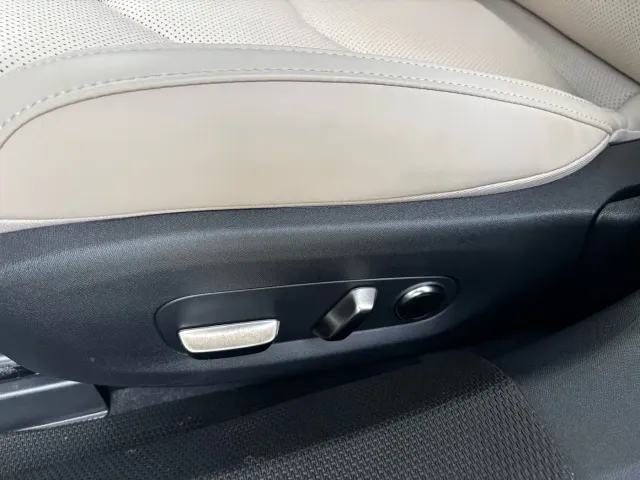 Xiaomi SU7 — Фото автомобиля 13