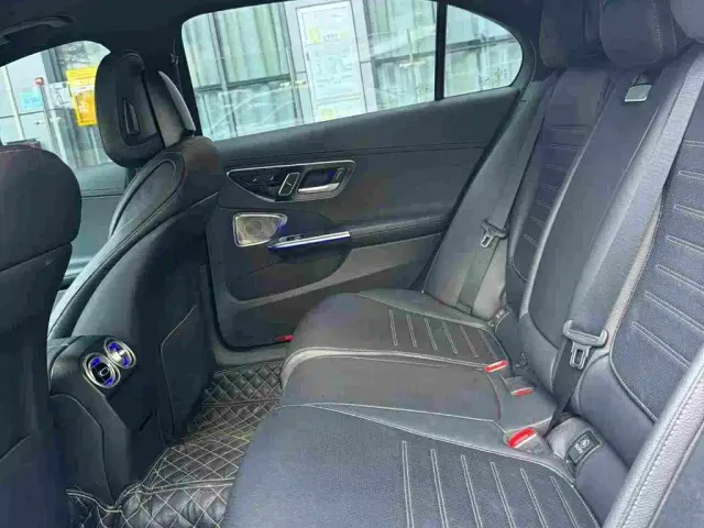 Mercedes-Benz C-Class — Фото автомобиля 10