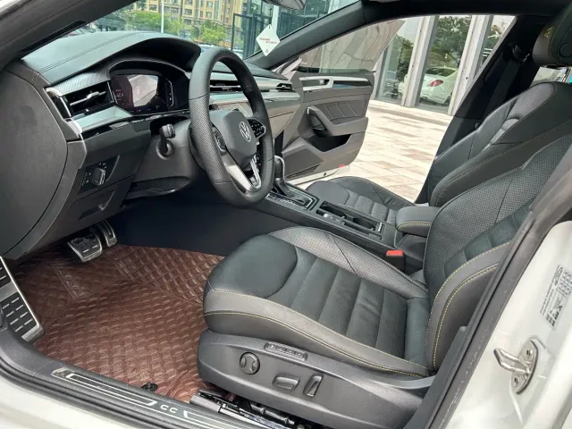 Volkswagen CC — Фото автомобиля 10