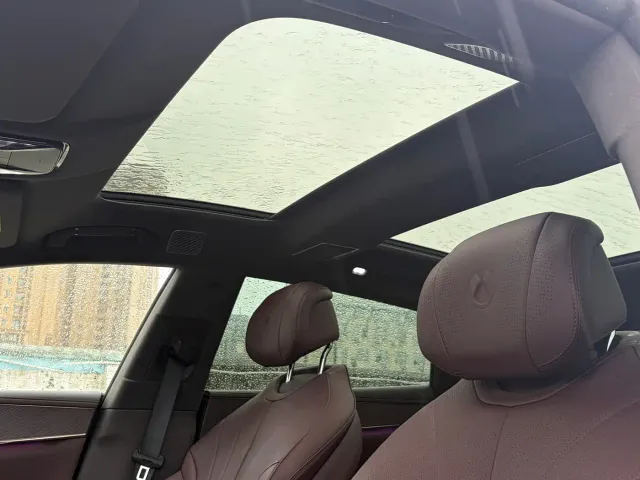 Denza Z9GT — Фото автомобиля 14