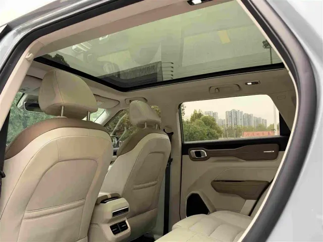 Geely ICON — Фото автомобиля 30