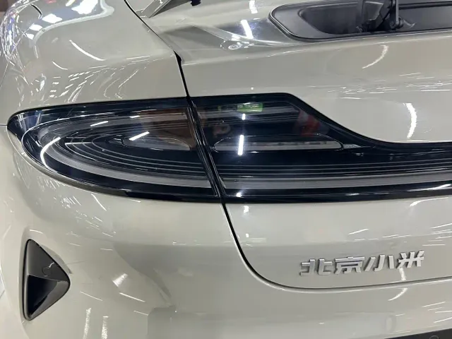 Xiaomi SU7 — Фото автомобиля 17