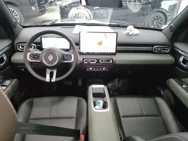 Baojun Yep Plus — Фото автомобиля 9