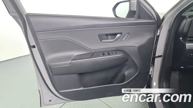 Hyundai Kona SX2 — Фото автомобиля 13