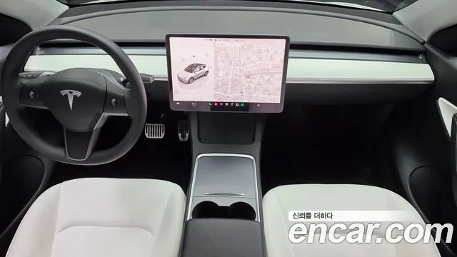 Tesla Model Y — Фото автомобиля 10