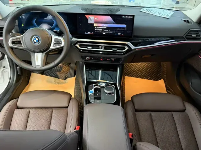 BMW i3 — Фото автомобиля 9