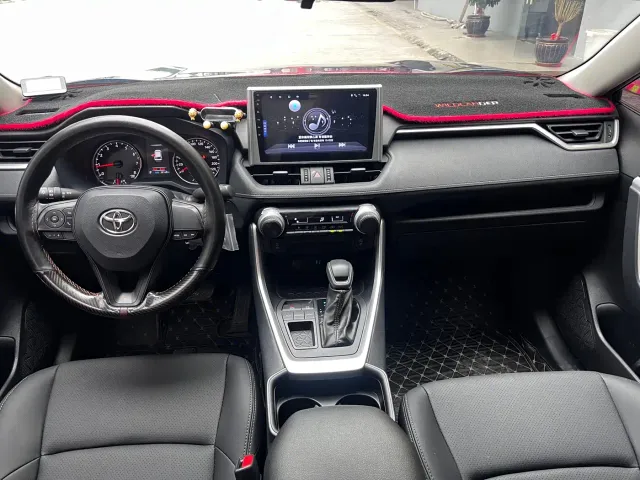 Toyota Wildlander — Фото автомобиля 6
