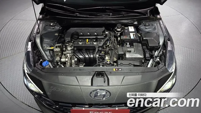 Hyundai Avante CN7 — Фото автомобиля 9