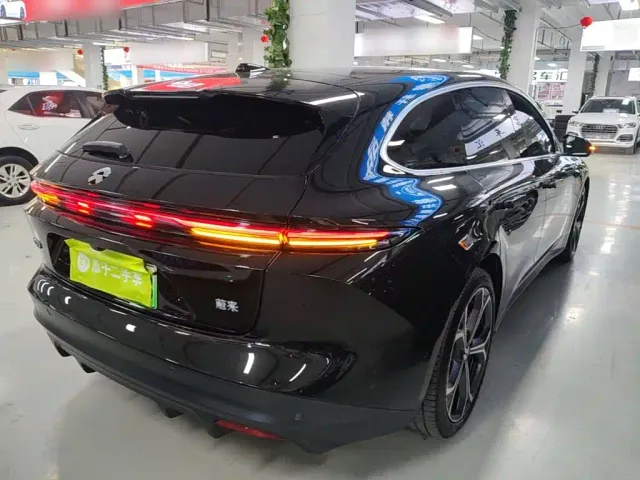 Nio ET5 Touring — Фото автомобиля 6