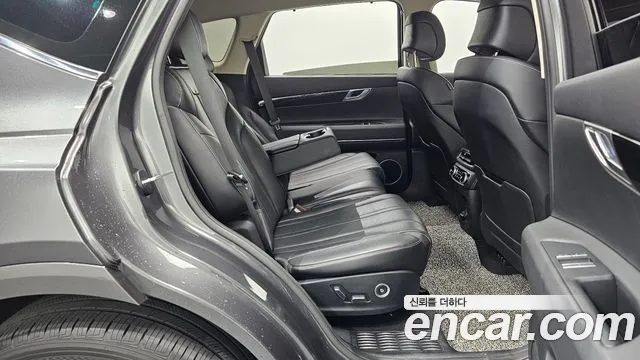 Genesis GV80 2.5T Бензин AWD — Фото автомобиля 11