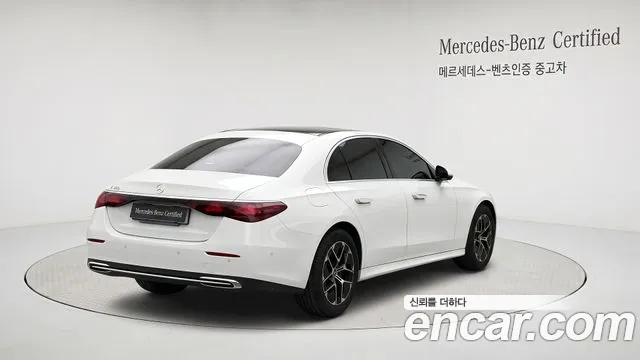 Mercedes-Benz E-Class W214 — Фото автомобиля 2