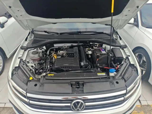Volkswagen Bora — Фото автомобиля 19