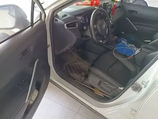 Toyota Corolla Cross — Фото автомобиля 15